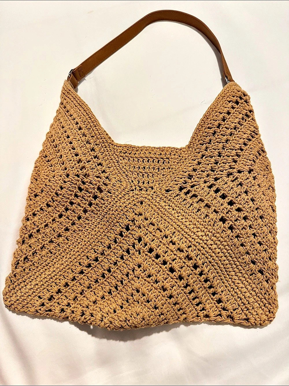Crochet Shoulder Bag in Brown Like New